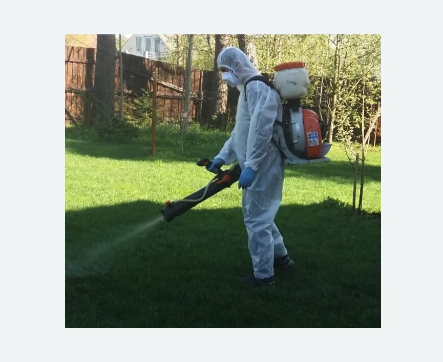Обработка участка от клещей в Сосновоборске Обработка участка от клещей